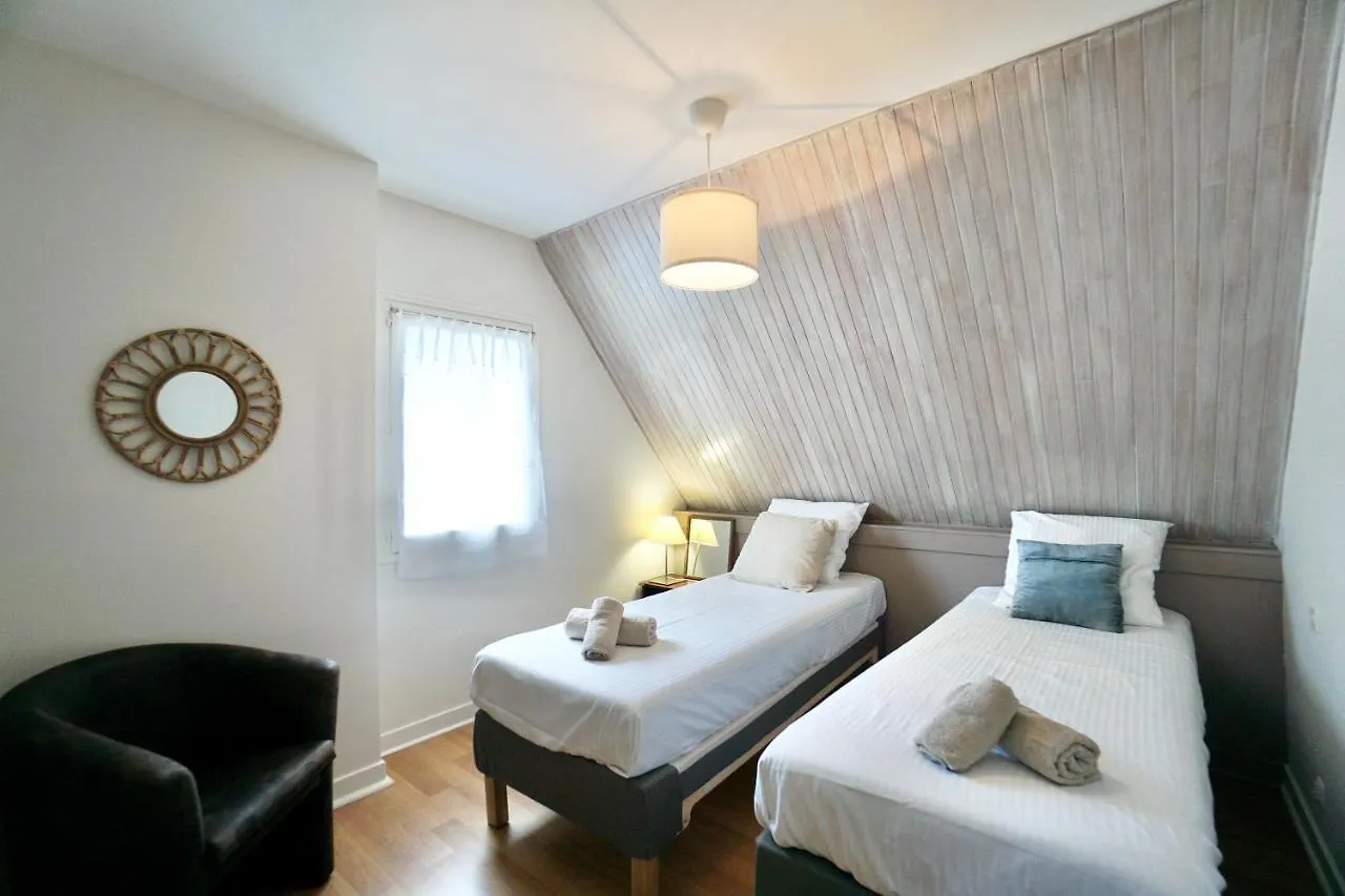 Logis Magnolia Apartment Ploemeur 0*,